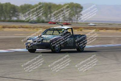 media/Oct-01-2022-24 Hours of Lemons (Sat) [[0fb1f7cfb1]]/10am (Front Straight)/